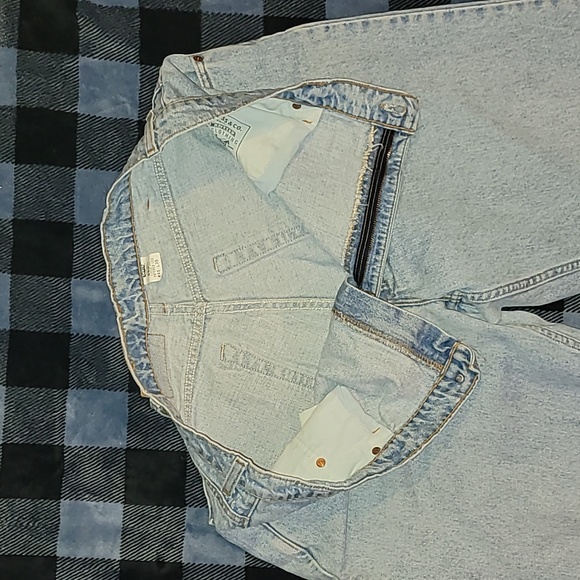 Vintage. Made in USA. Levi's 560. Loose-fit, tapered. Men's size w38 l30 - Picture 16 of 16